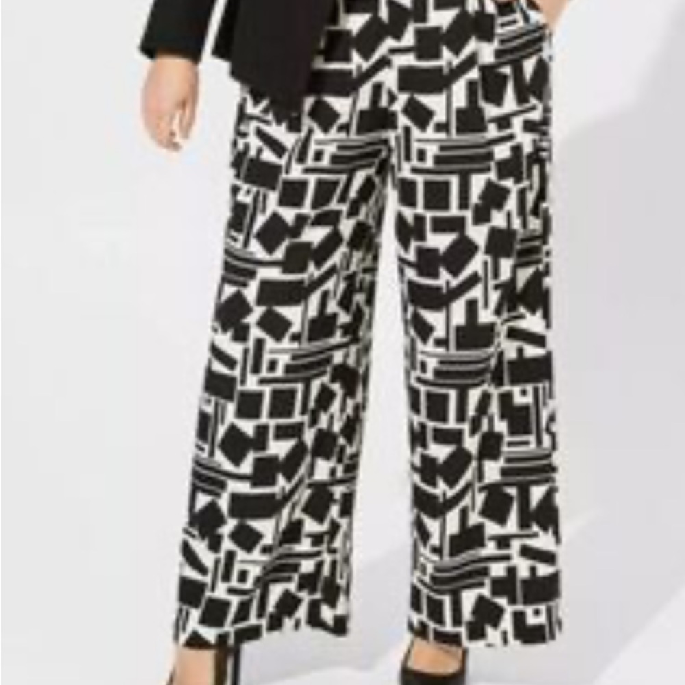 Torrid Black and White Abstract Wide Leg Pants